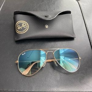 Women’s Ray-bans Aviators “Gradient”- Blue and gold